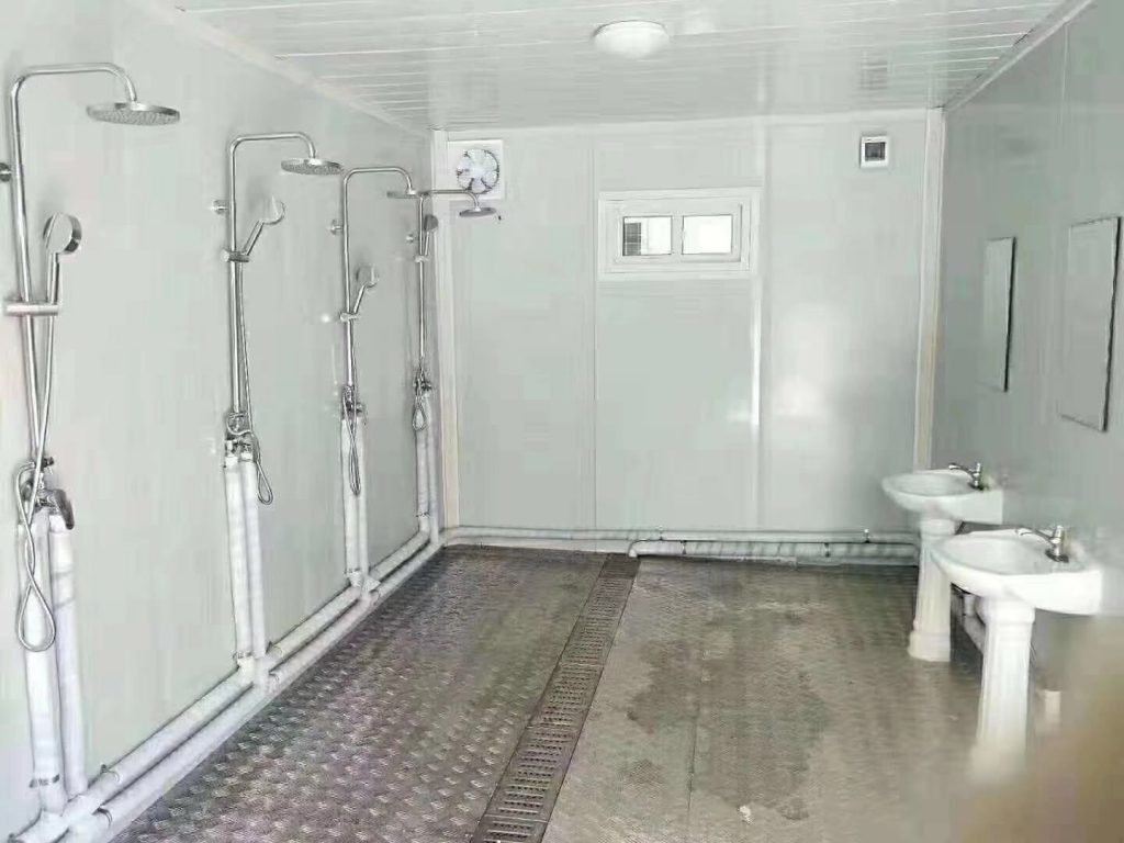 建工集團亦莊項目集裝箱淋浴室